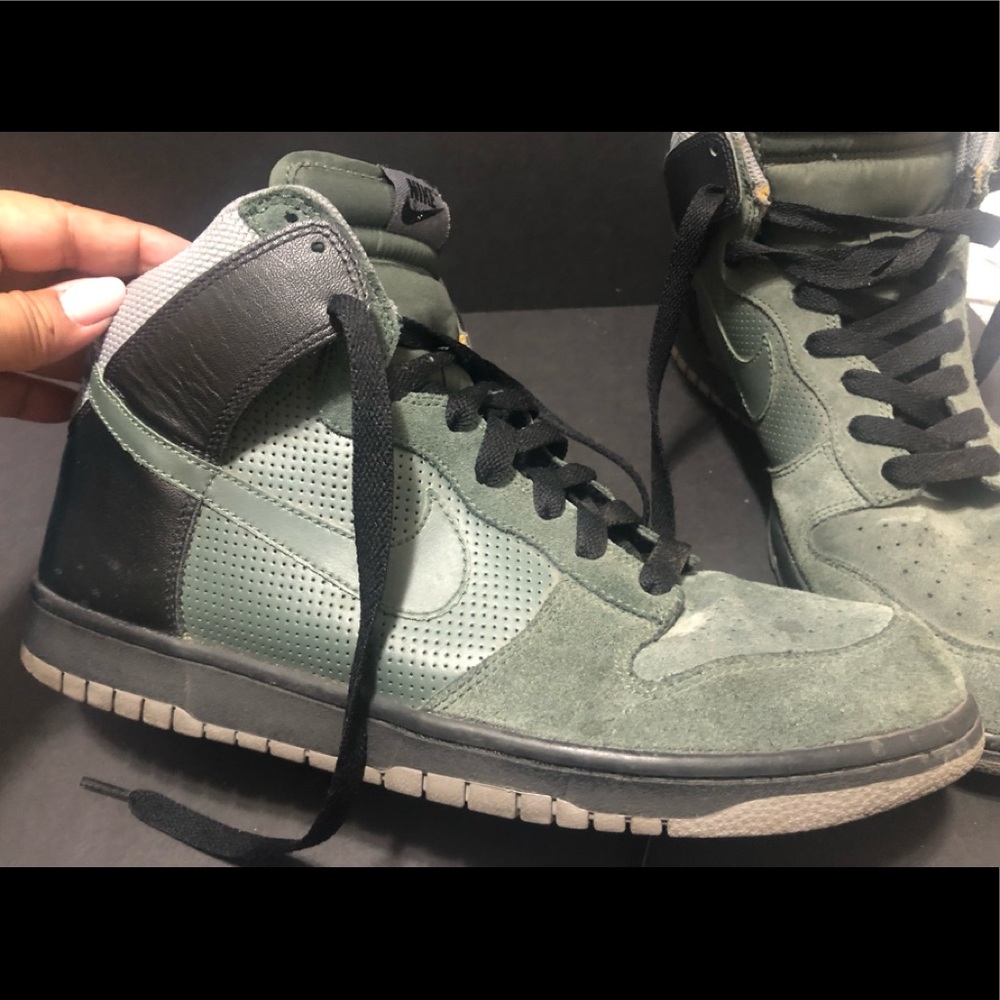 RARE Nike Dunk High Green 317982-331 Men Size 11 PreOwned